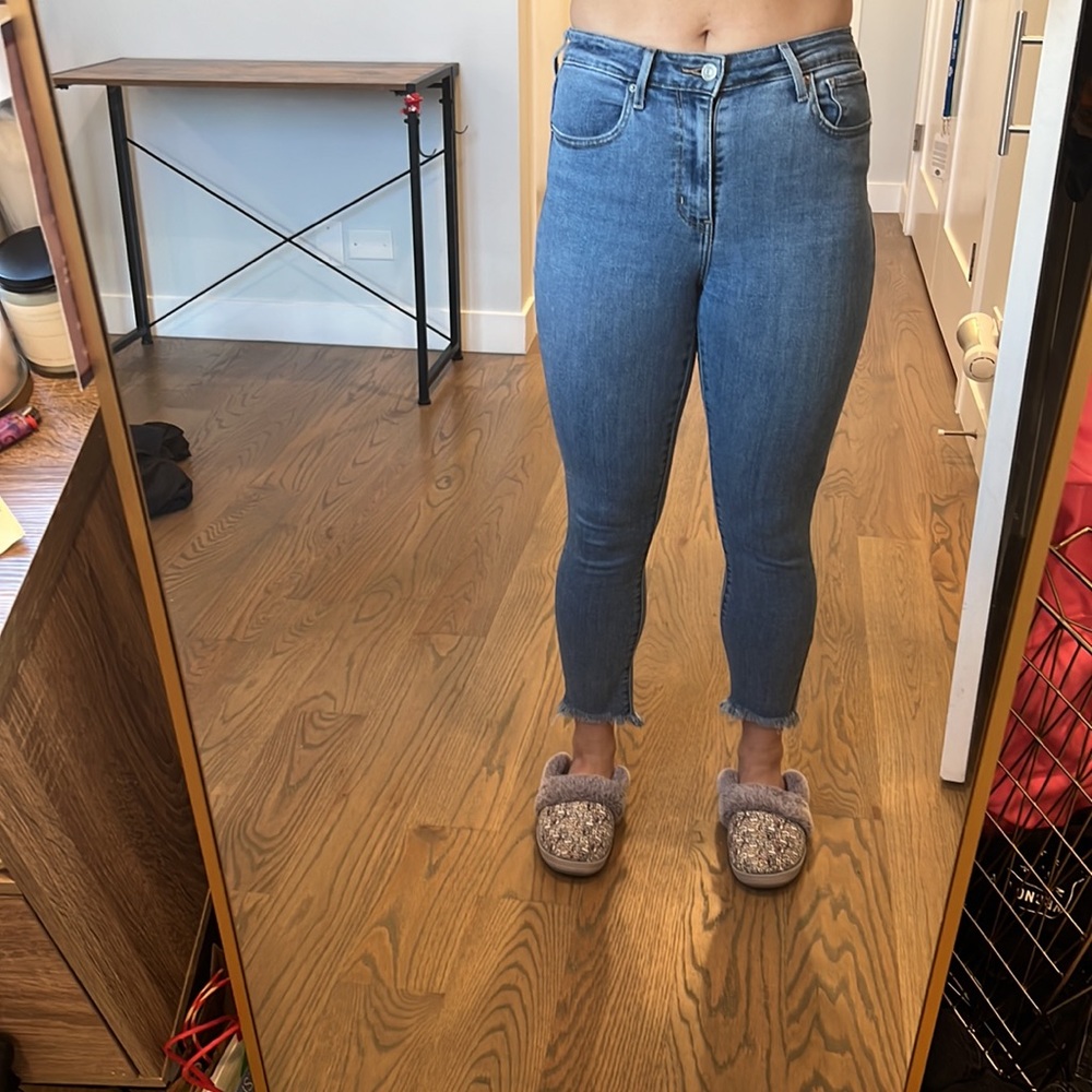 Levi 721 frayed jeans